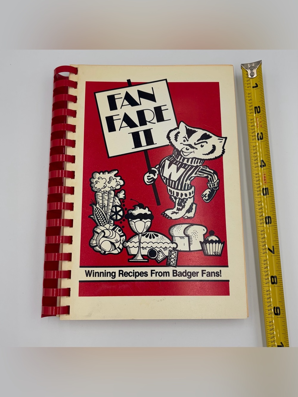 VTG 1981 University of Wisconsin Badgers Fan Fare Il Spiral Cook Book Recipe UW - Picture 9 of 10